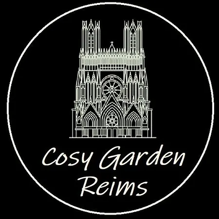 Au Cosy Garden Apartment